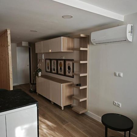 Studio Sevilla Suites Malaga Exterior photo